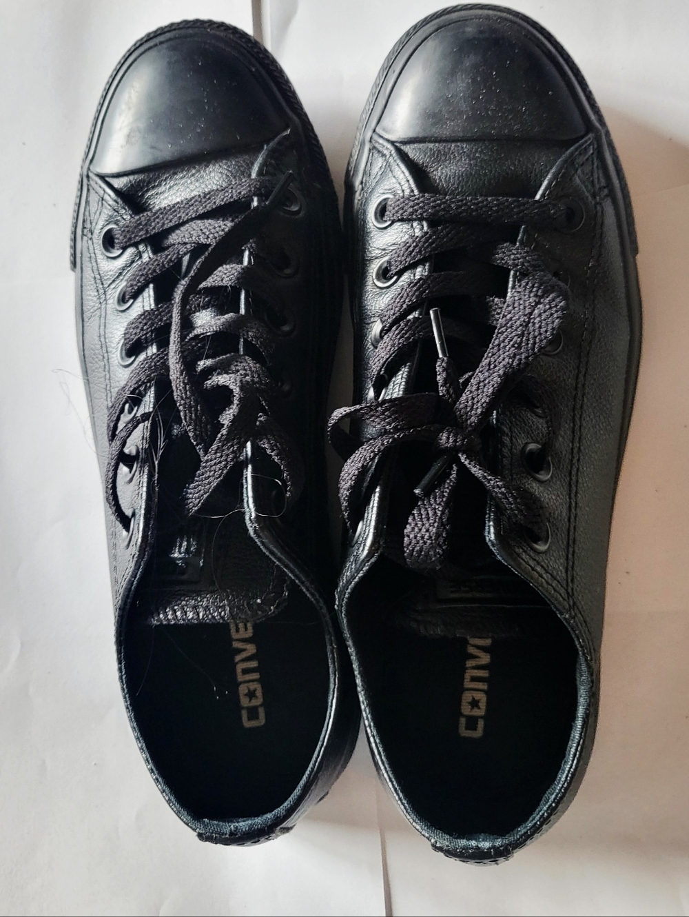 Converse Black Low-Top Leather Sneakers - Picture 2 of 7